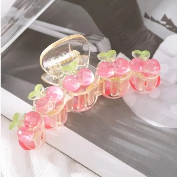 ❤️ FREE Cherry Fruit Hair Chic Glam Girly Modern Trendy Minimalist Hip Claw Clip - Picture 2 of 5